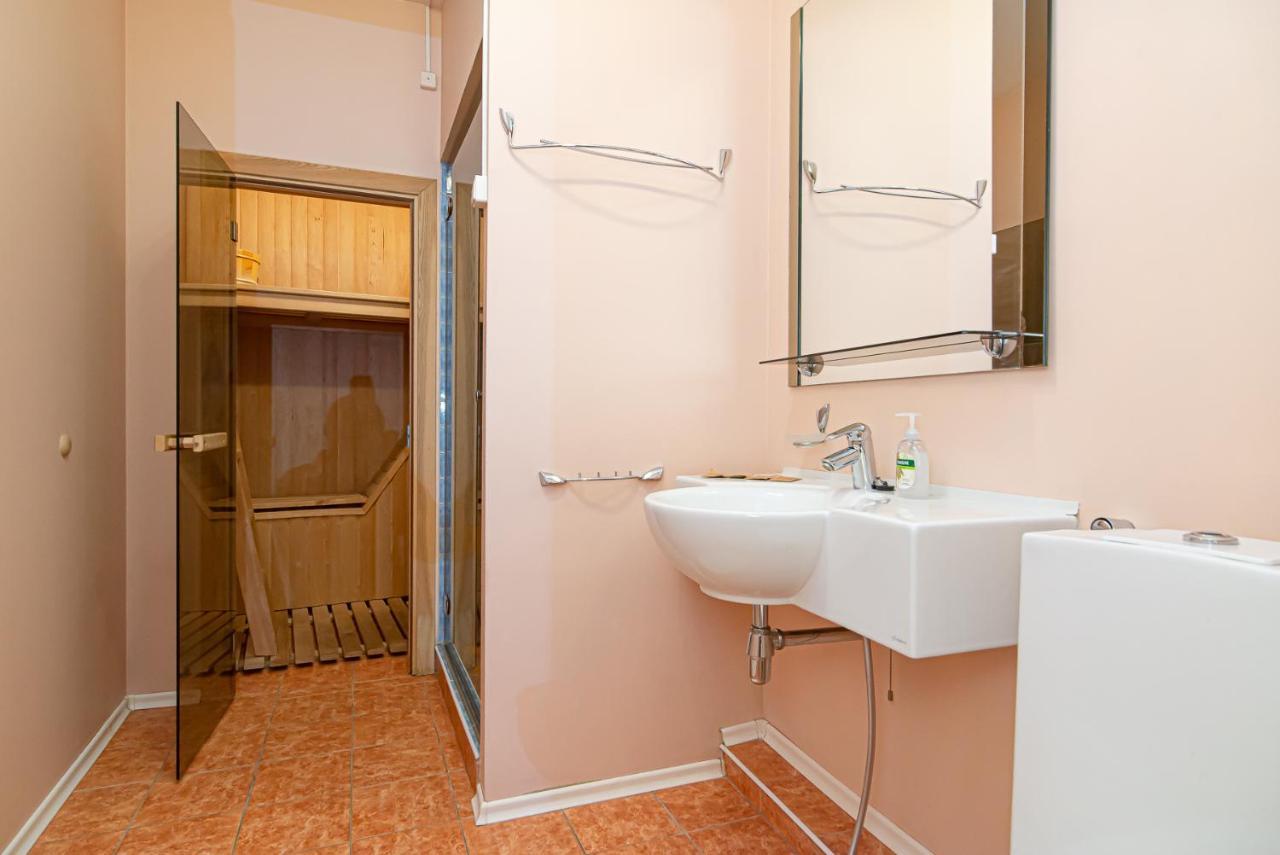 Spacious 2-Bedroom Apartment With Sauna In Vilnius Old Town By Urban Rent Eksteriør bilde