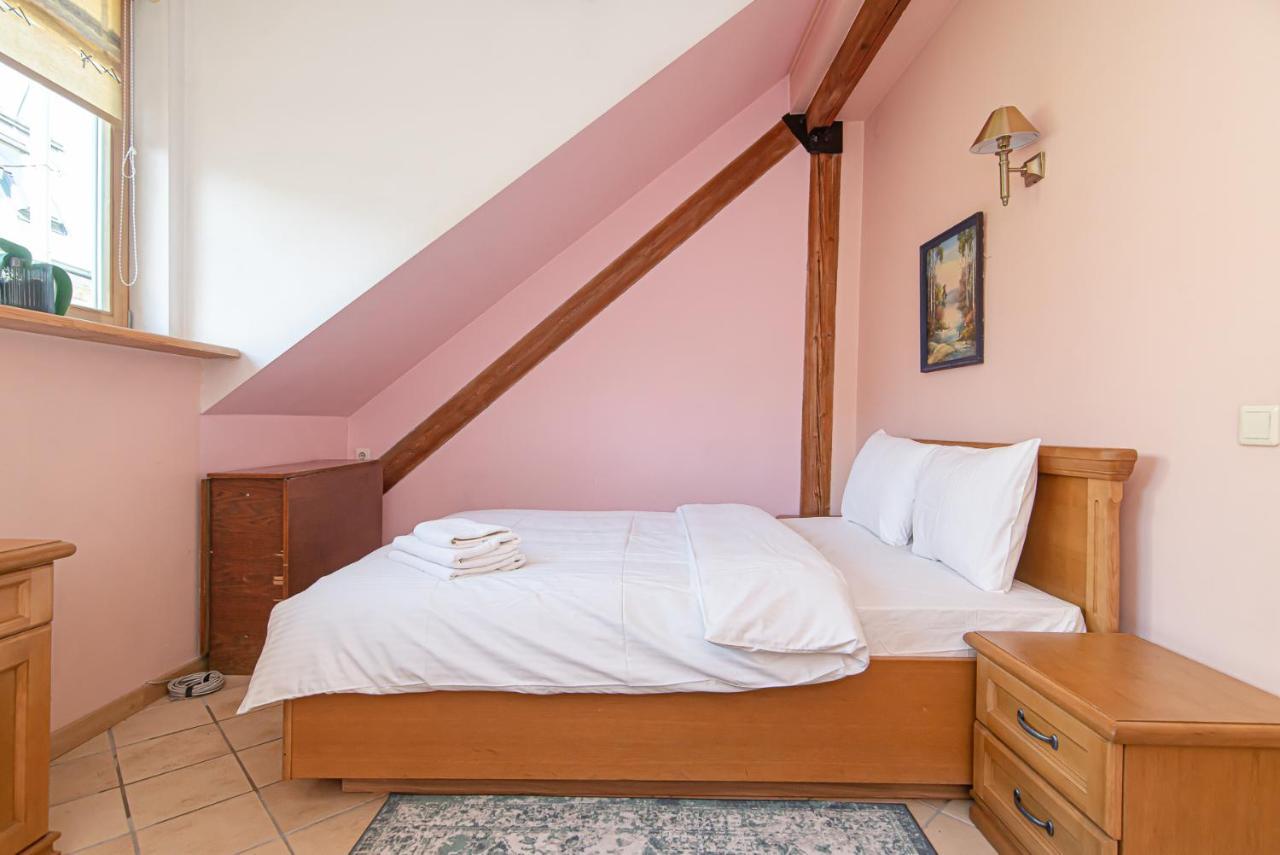 Spacious 2-Bedroom Apartment With Sauna In Vilnius Old Town By Urban Rent Eksteriør bilde