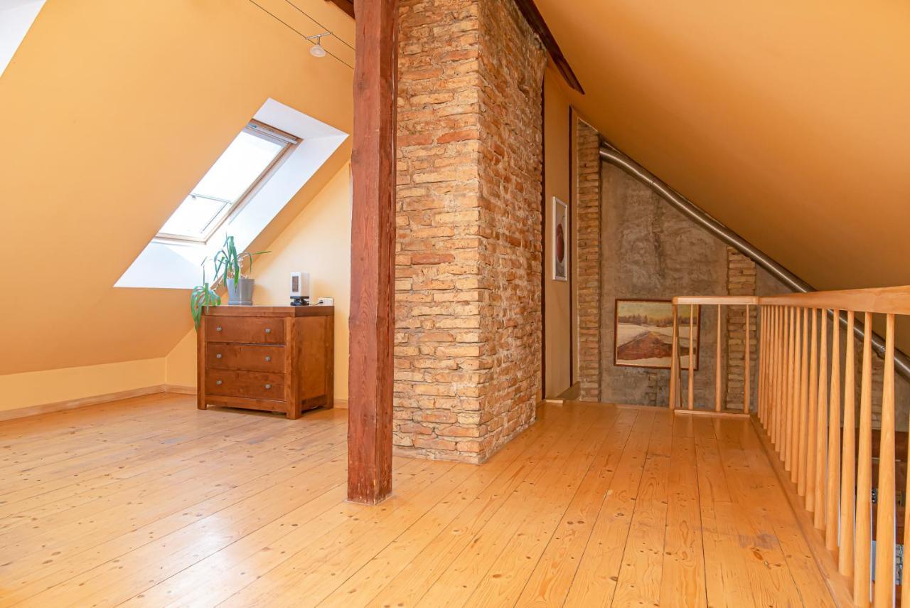 Spacious 2-Bedroom Apartment With Sauna In Vilnius Old Town By Urban Rent Eksteriør bilde