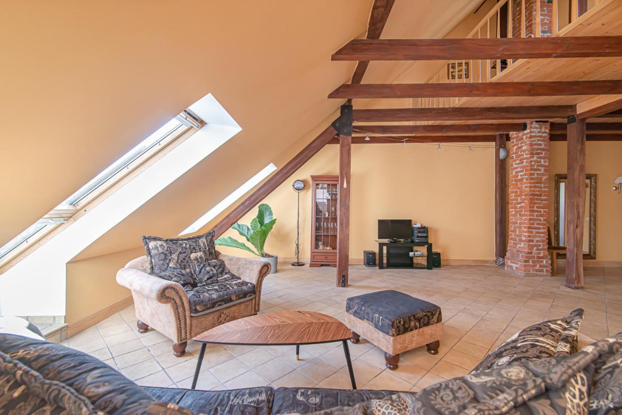 Spacious 2-Bedroom Apartment With Sauna In Vilnius Old Town By Urban Rent Eksteriør bilde